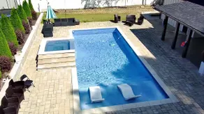 Luxurious House with Heated Jacuzzi & Pool - Image 2
