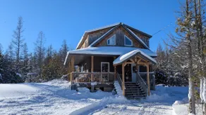 3BR Sunny Meadow Hideaway Near Lake Huron - Image 5