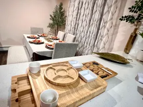 Spacious 3BR Terracotta Retreat with Free Parking! - Image 3