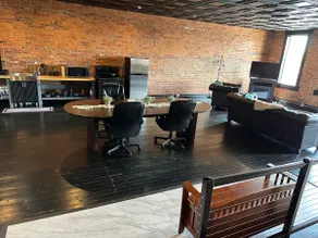 Studio Style Loft Apartment - Image 2