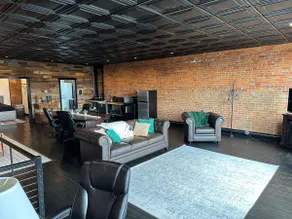 Studio Style Loft Apartment - Image 5