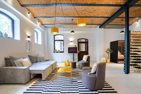 Loft | Sauna | Luxury | Central | Parking | Wi-Fi - Image 3