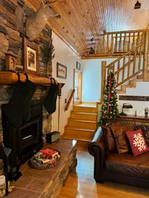 Spring Special! Trout River Lodge River Run Cabin - Image 4