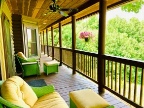 Peace, privacy, panoramas at Bear Hollow - Image 3