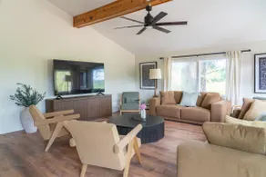 124-Acre Farmhouse: Mtn View, 20min to Windham Ski - Image 3