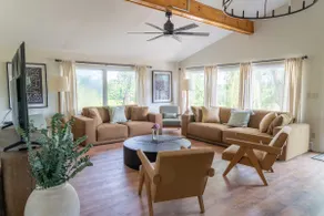 124-Acre Farmhouse: Mtn View, 20min to Windham Ski - Image 2