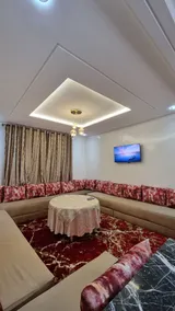 Beautiful and Spacious Apartment - Image 2