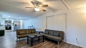 Modern House in Leesburg! - Image 3