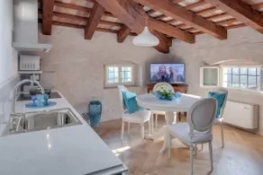 Elegant attic for 4 adults (children +14 years) - Image 3