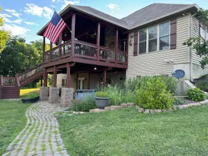 Country retreat with pool & hot tub - Image 3