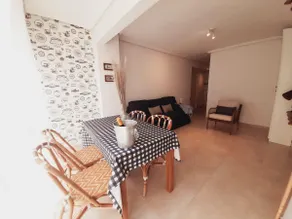 Apartment 5 minutes from the beach - private parking - Image 3