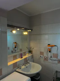 Spacious apartment - Image 2