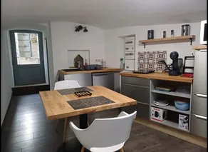 atypical studio with terrace - Image 3