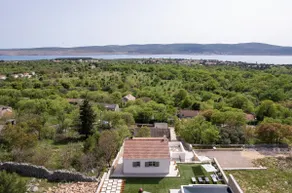 Casa Sorelle secluded villa with breathtaking pool - Image 3