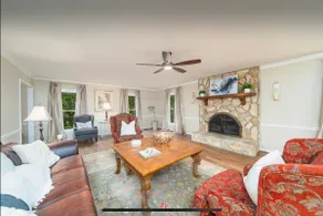 Spacious Retreat 6 Mins to PTI Airport - Image 2