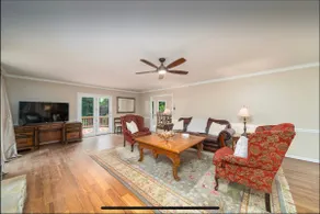 Spacious Retreat 6 Mins to PTI Airport - Image 3