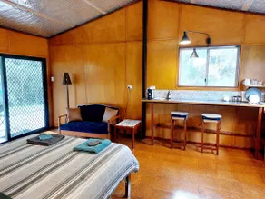 Hinterland holiday cabin - Image 4