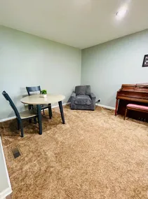 Cozy Indiana Family Retreat - Image 2