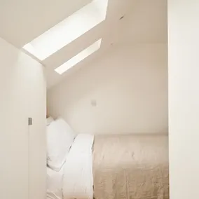 Oxford Loft Studio · Walk to Station & Town - Image 5