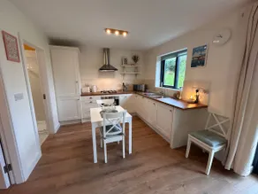 The Housheen - Image 4