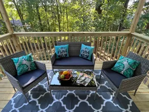 Modern home, Walking to trails Near Braves Stadium - Image 2