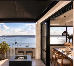 Luxury Apartment w/ Views of Sydney Harbour Bridge - Image 4