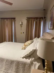 Casanova House - Image 4