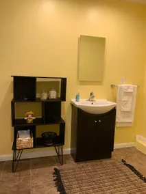 Studio Guest House - Image 5
