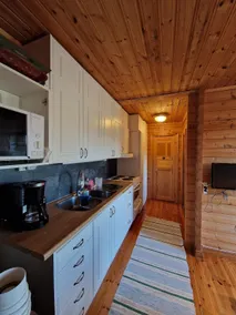Cabin with lake view - Image 5