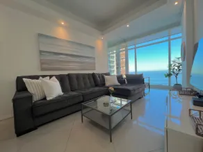 La Mar Beachfront Suite - Image 4