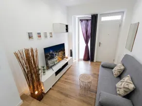 Cozy, air-conditioned apartment near the Porto Metro - Image 3
