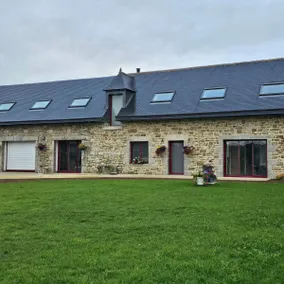 Country cottage with pool - Image 2