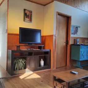 Cabin surrounded by nature in San Sebastián - Image 3