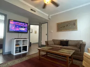 Park View Apartment on Mass - Image 2