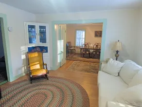 Spacious & Cozy Ground Floor 2/3 Bed private suite - Image 2
