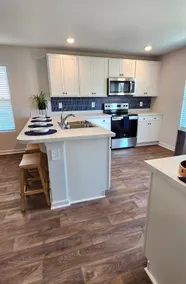 Charming Lakeside Cottage - 14 Miles DT Savannah - Image 2