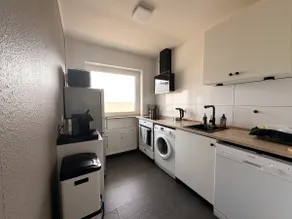 Modern Apartment | Sleeps 4, Parking - Image 5