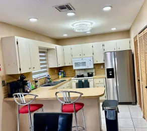 Vern's house of Peace! Newly Renovated! - Image 3