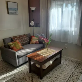 Mountain View Getaway - Image 2