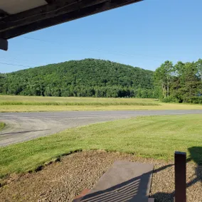 Mountain View Getaway - Image 4