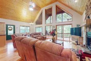 Murphy Cabin w/ Deck and Stunning Mountain Views - Image 2