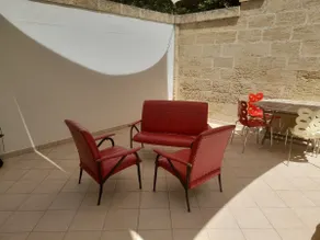 A stone's throw from the sea and garage - Image 3