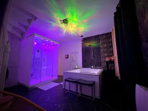 Private Jacuzzi • 90 m² house • 18 min to Paris & CDG - Image 2