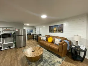Couples Cabin at the Lake - Image 5