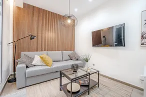 Terrace & comfort in an unbeatable location! - Image 5