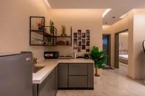 Modern & Cozy 2BR Stay in Al Rawdah - Image 4
