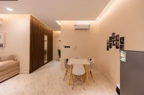 Modern & Cozy 2BR Stay in Al Rawdah - Image 3