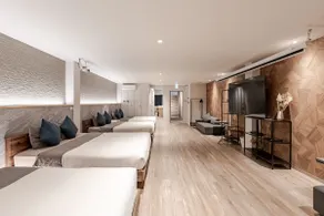 Party house with athletics! Maximum of 50 people, - Image 2