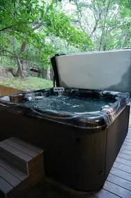Wooded Escape w/ Golf Cart, Hot Tub, & Game Room! - Image 5
