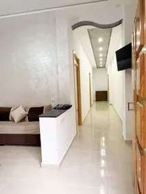 Spacious and convenient apartment - Image 3